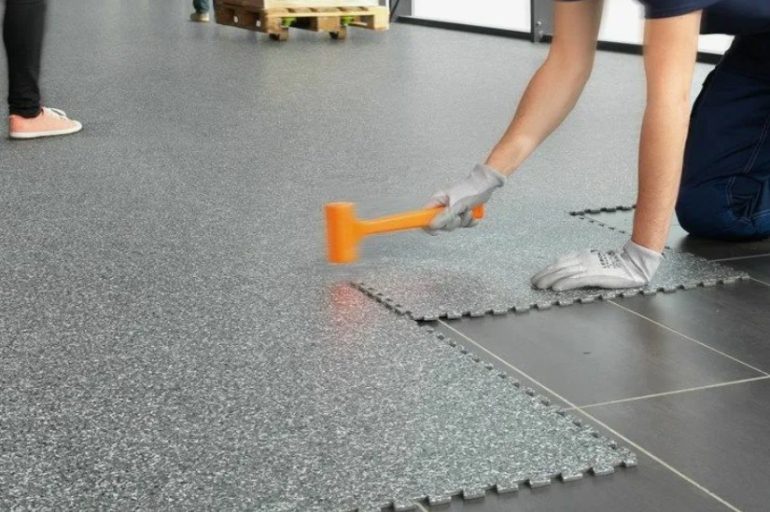 Рейтинг самых износостойких материалов для пола: плюсы и минусы