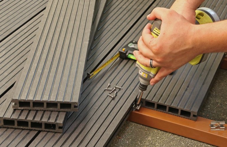 Укладка террасной доски из ДПК своими руками — пошаговое руководство