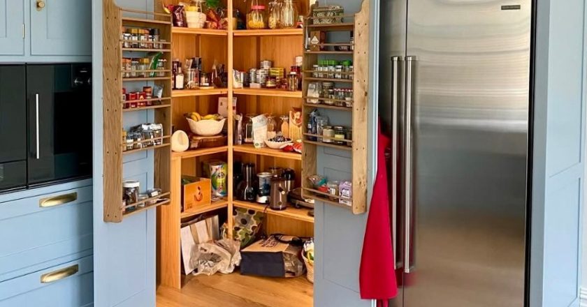 Докупить шкаф к готовой кухне: что нужно знать заранее